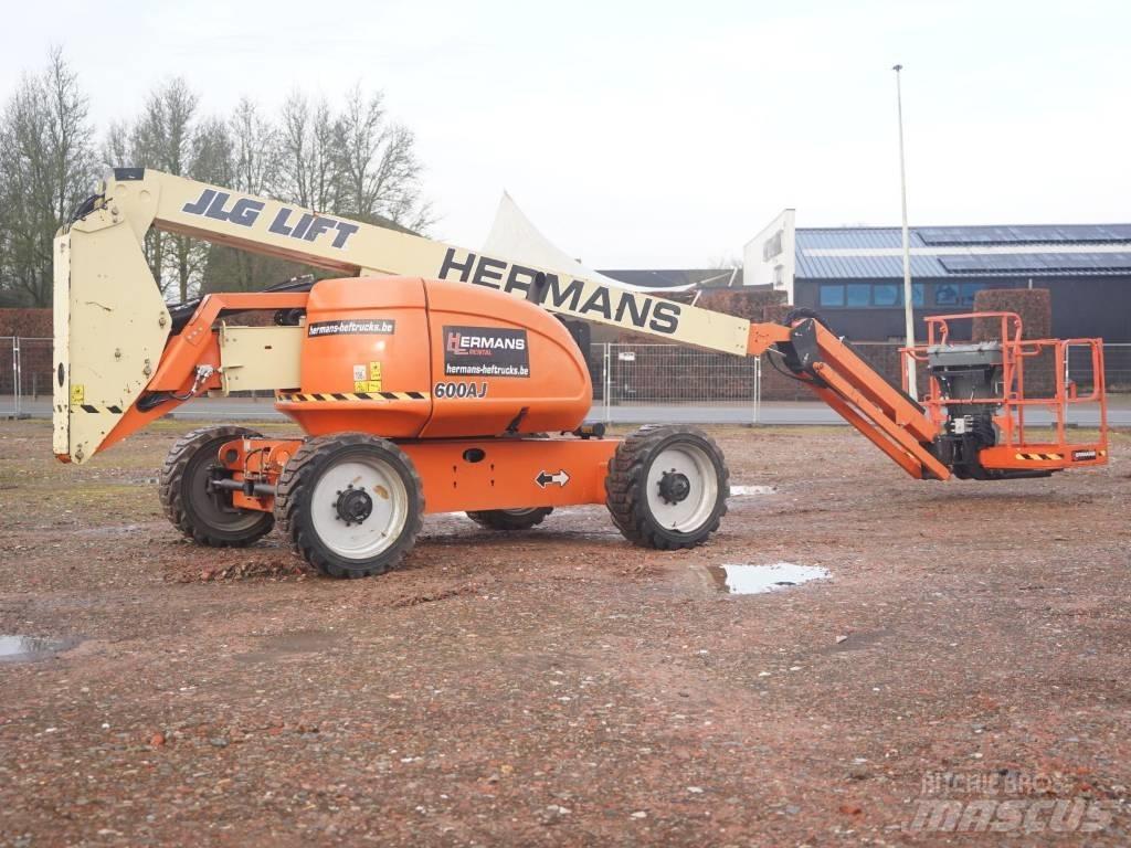 JLG 600 AJ Kloubové plošiny
