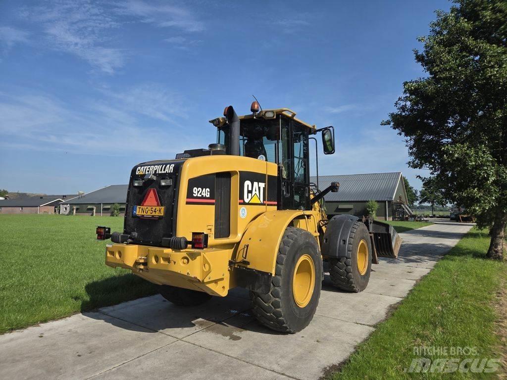 CAT 924G Kolové nakladače