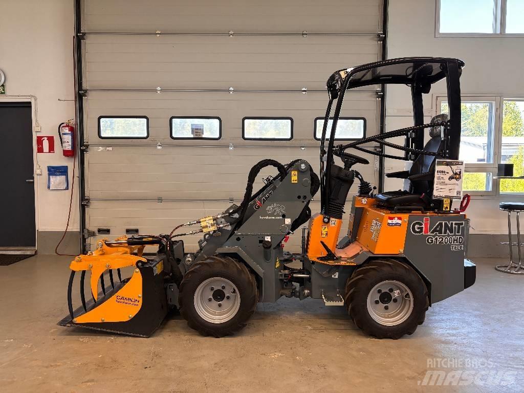 GiANT G 1200 TELE Víceúčelové nakladače