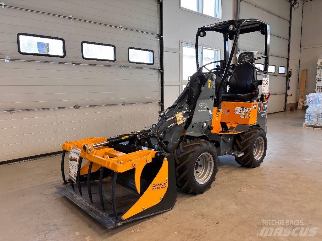 GiANT G 1200 TELE Víceúčelové nakladače