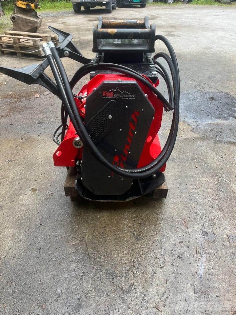 Menzi Muck M545x Speciální bagry