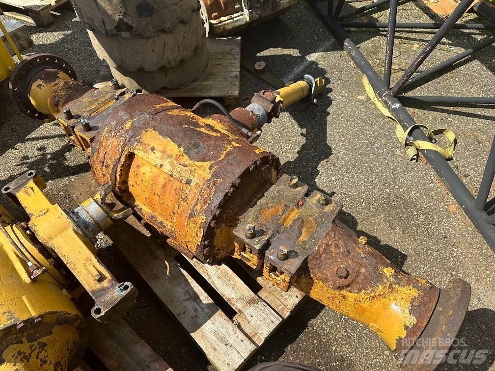 CAT 950 G front axel Nápravy