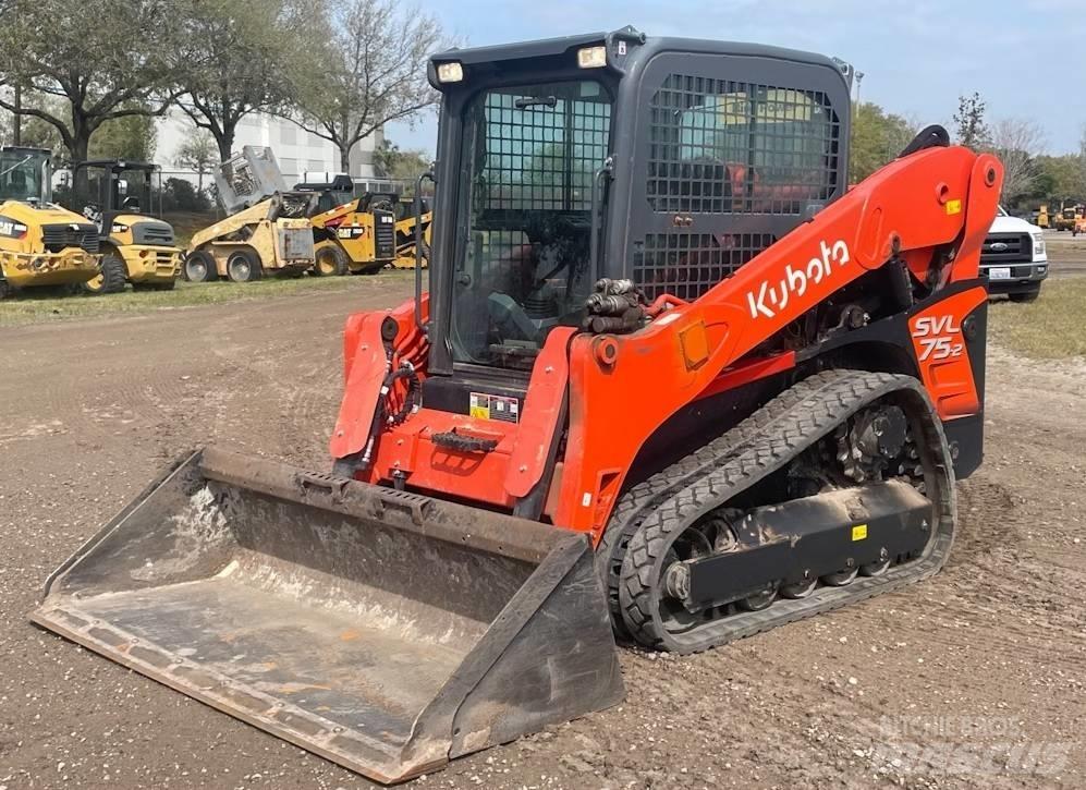 Kubota SVL 75-2 Smykem řízené nakladače