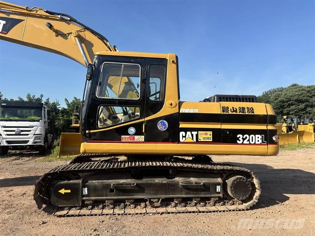 CAT 320BL Pásová rýpadla