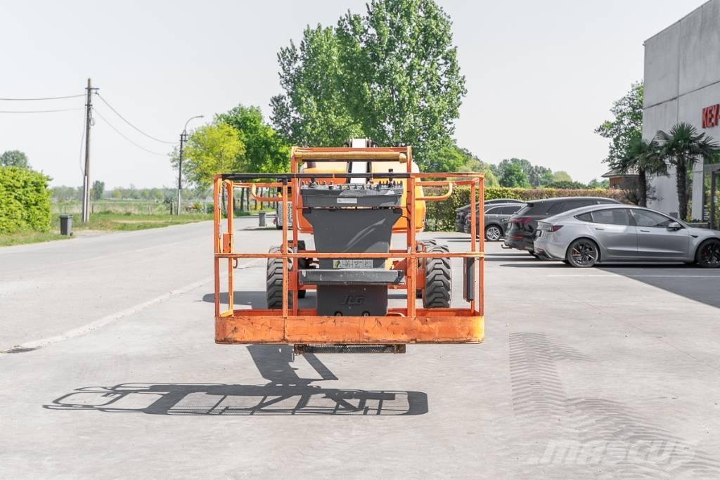 JLG 460 SJ Teleskopické plošiny