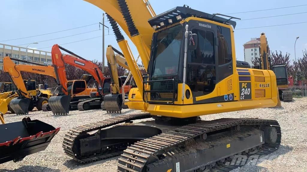Komatsu PC 240 LC Pásová rýpadla