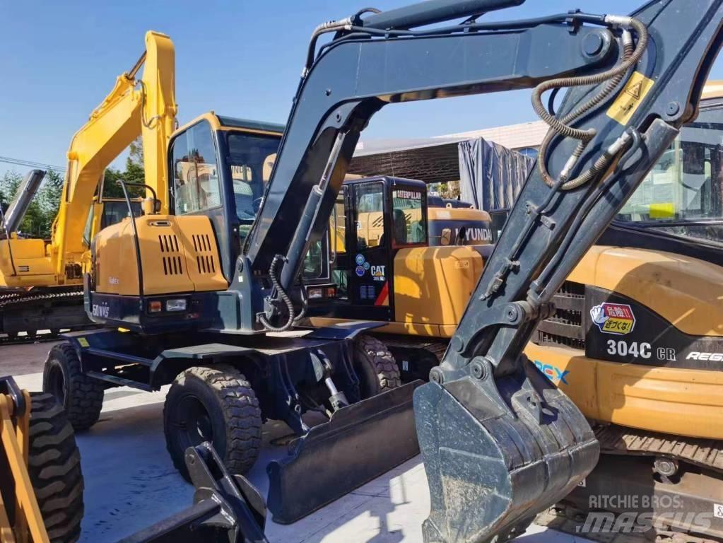 Hyundai Robex 60 W Kolová rýpadla