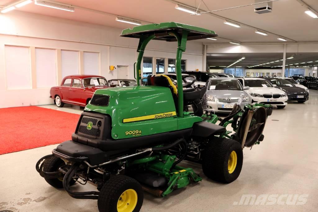 John Deere 9009 A Sekačky pro sečení roughů a semiroughů