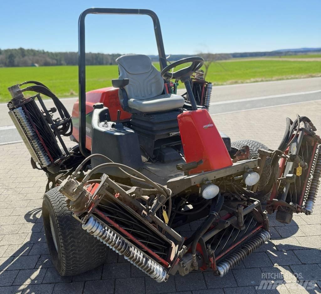 Jacobsen LF4677 Samojízdné sekačky
