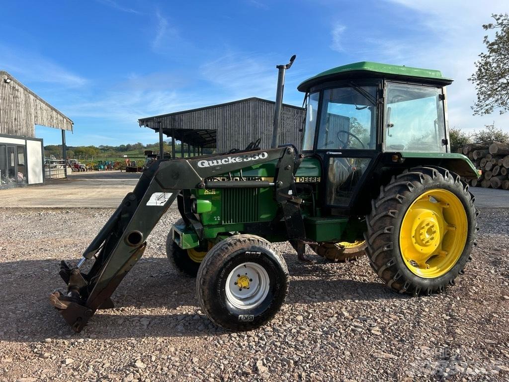 John Deere 2040 S Traktory