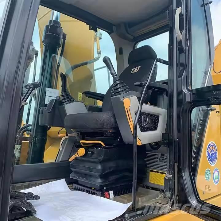 CAT 320 GC Pásová rýpadla