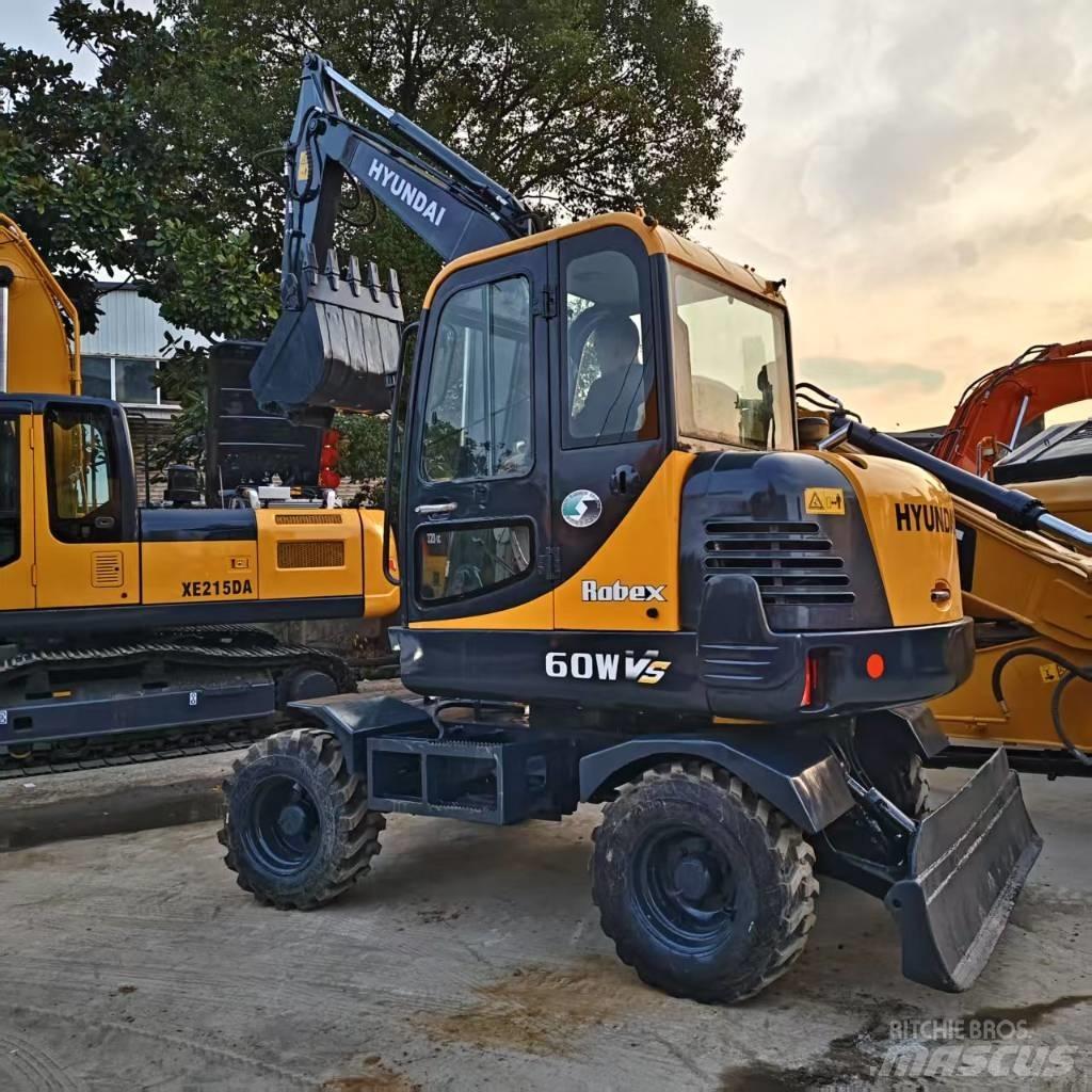 Hyundai Robex 60 VS Mini rýpadla < 7t
