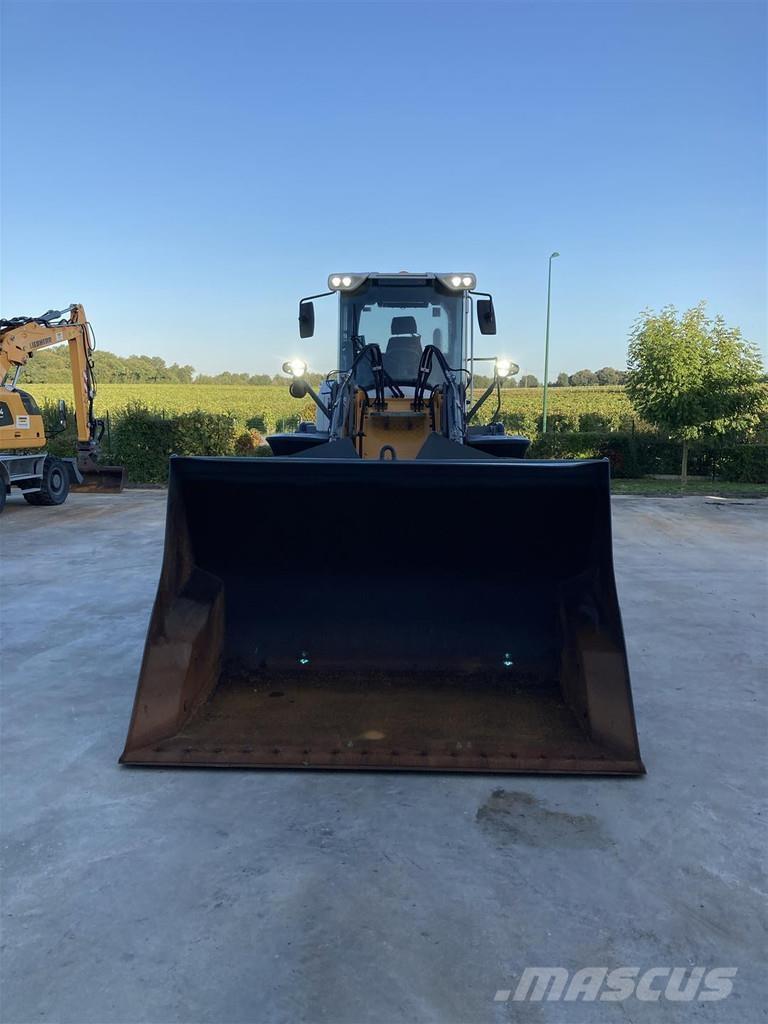 Liebherr L 538 Kolové nakladače