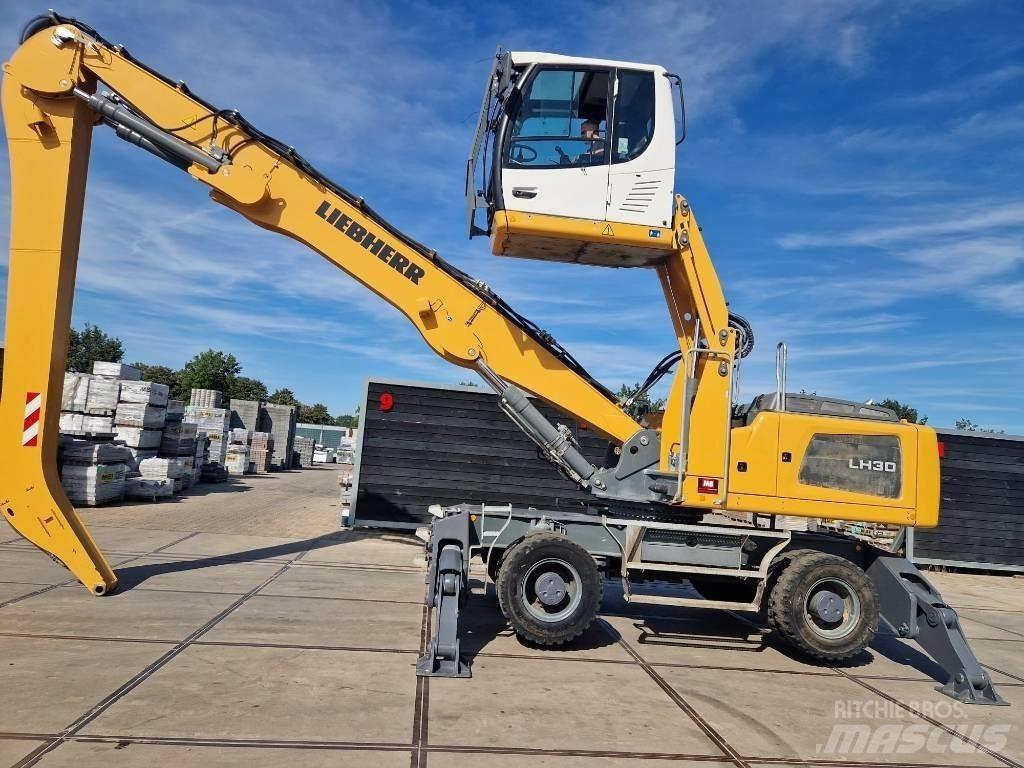 Liebherr LH 30 M Stroje pro manipulaci s odpadem