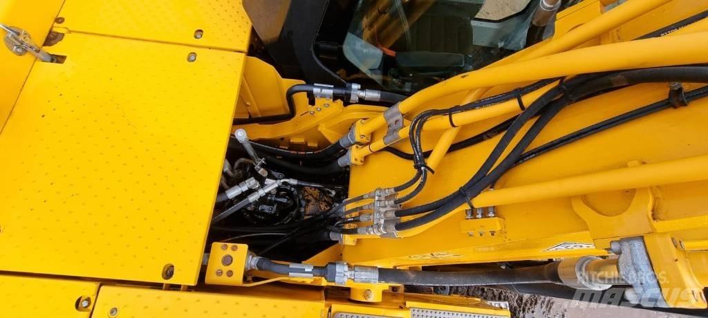 JCB 220X LC Pásová rýpadla