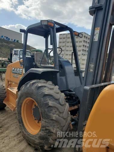 CASE 586H Terénní vysokozdvižné vozíky