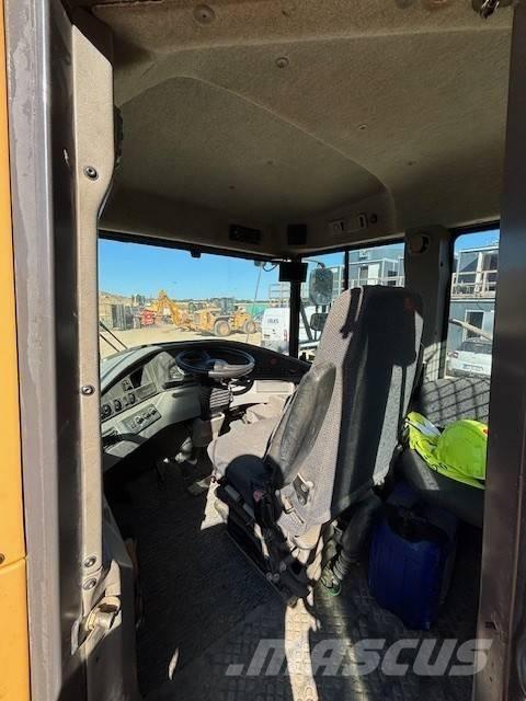 Volvo A 25 F Kloubové dempry