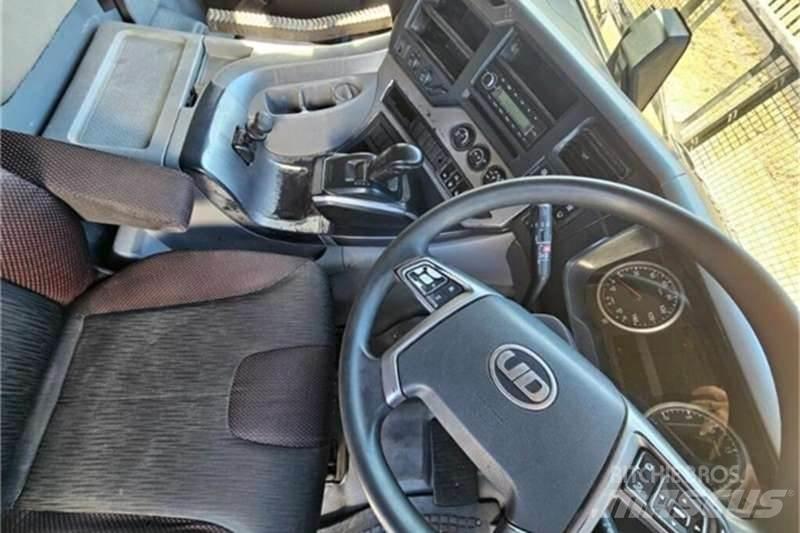 UD TRUCKS QUON Další