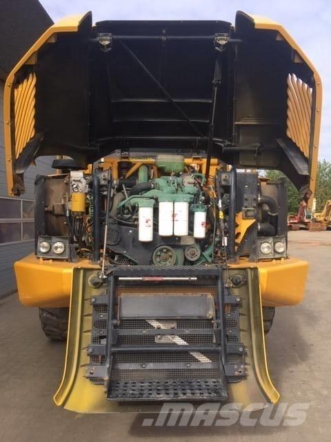 Volvo A25D Kloubové dempry