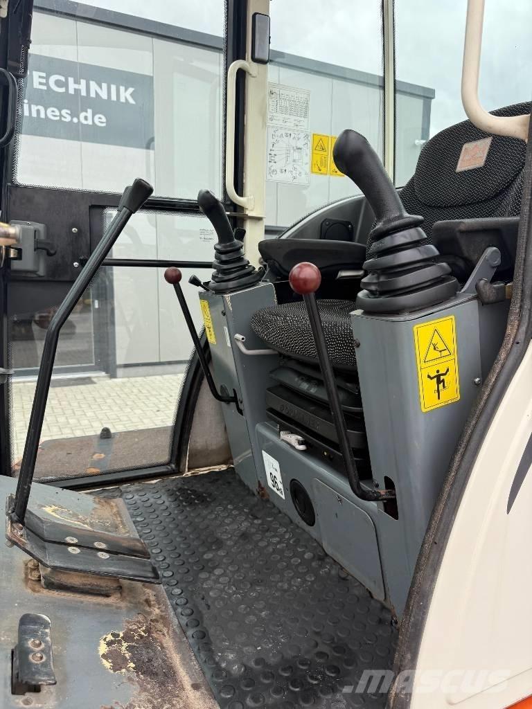 Terex TC 48 Mini rýpadla < 7t