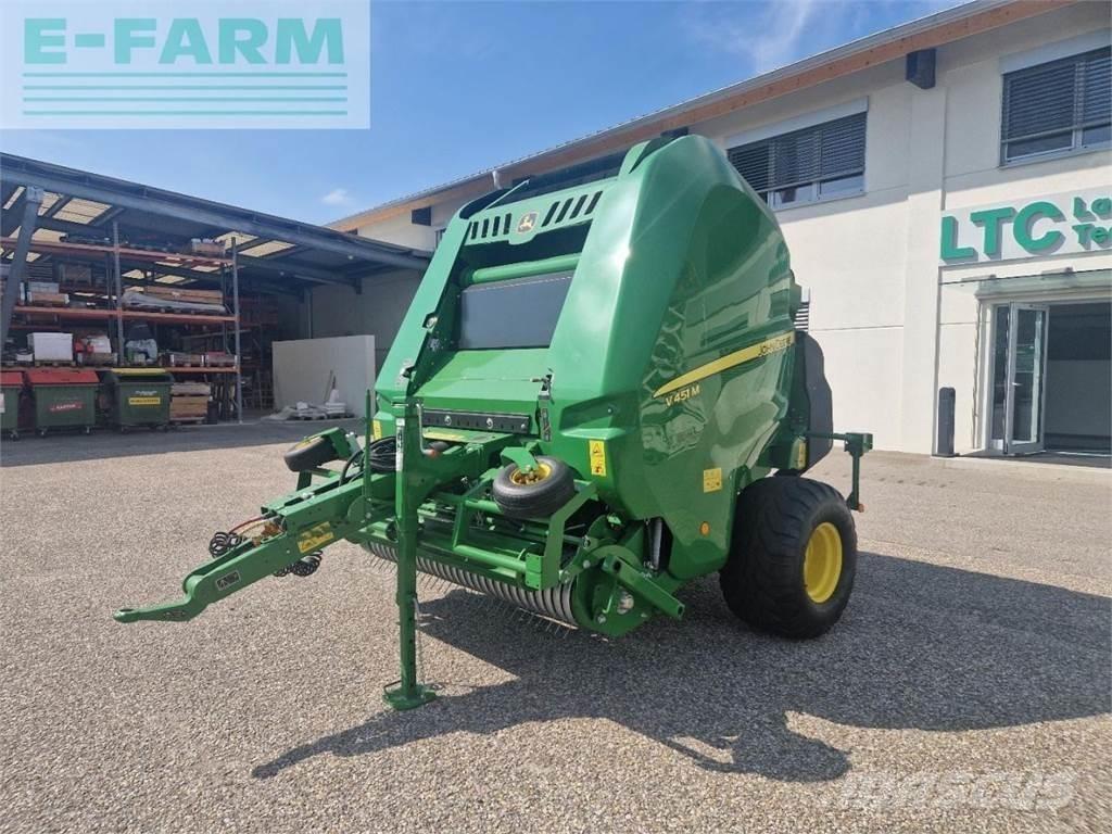 John Deere V451M Lis na hranaté balíky