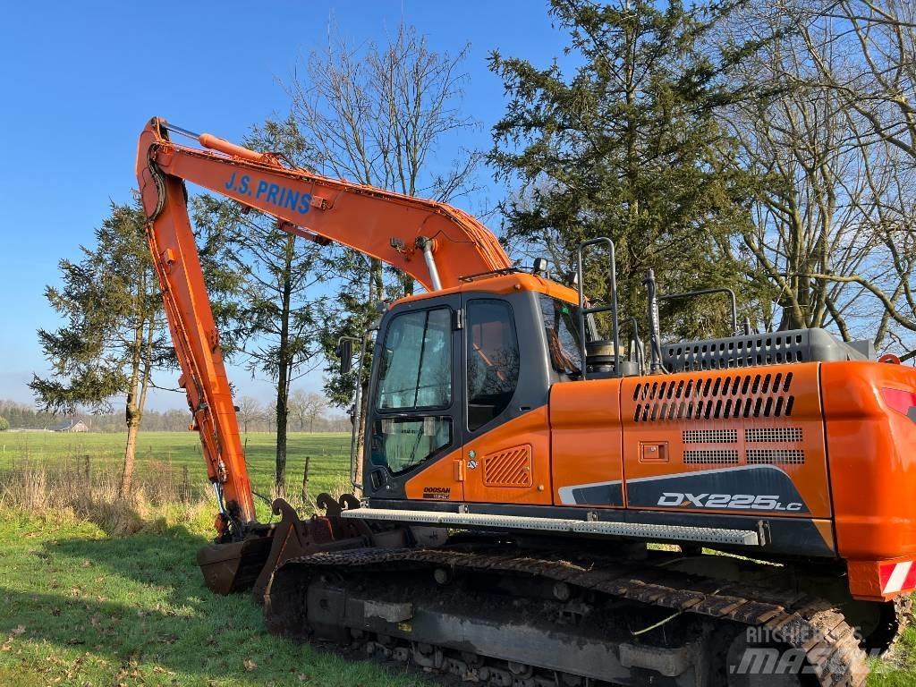 Doosan Dx225-5 Rýpadla s dlouhým dosahem