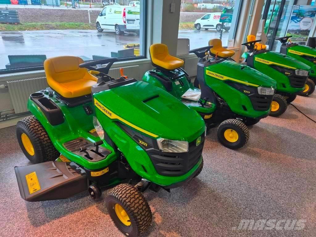 John Deere X 107 Samojízdné sekačky