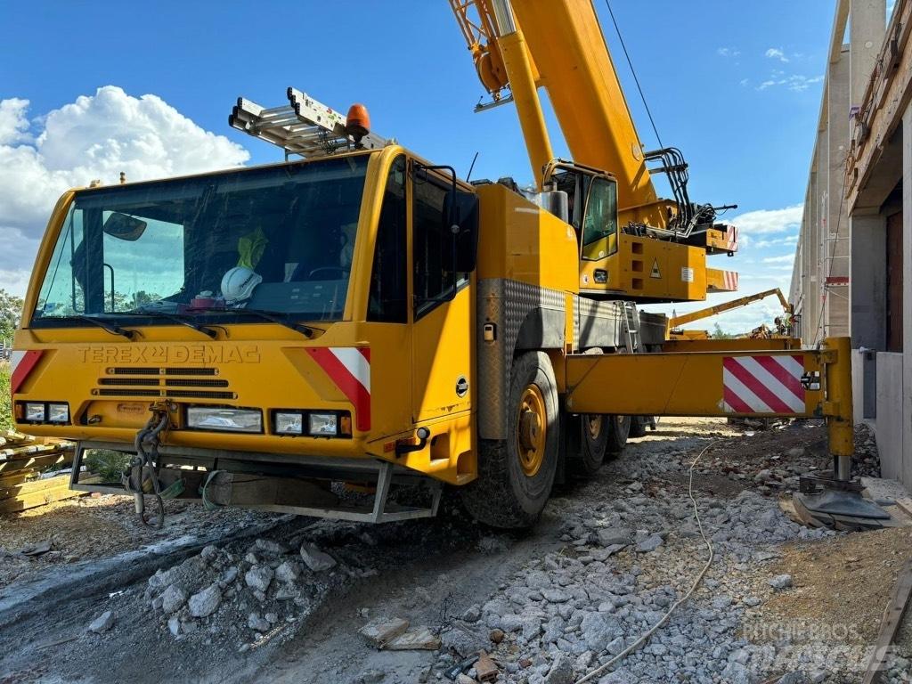 Terex Demag AC 100 Jeřáby pro těžký terén