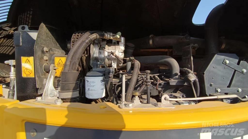 Komatsu PC 78 US Pásová rýpadla