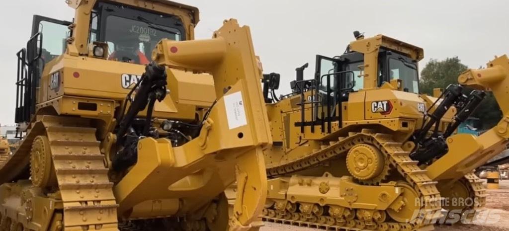 CAT D 10 Pásové dozery