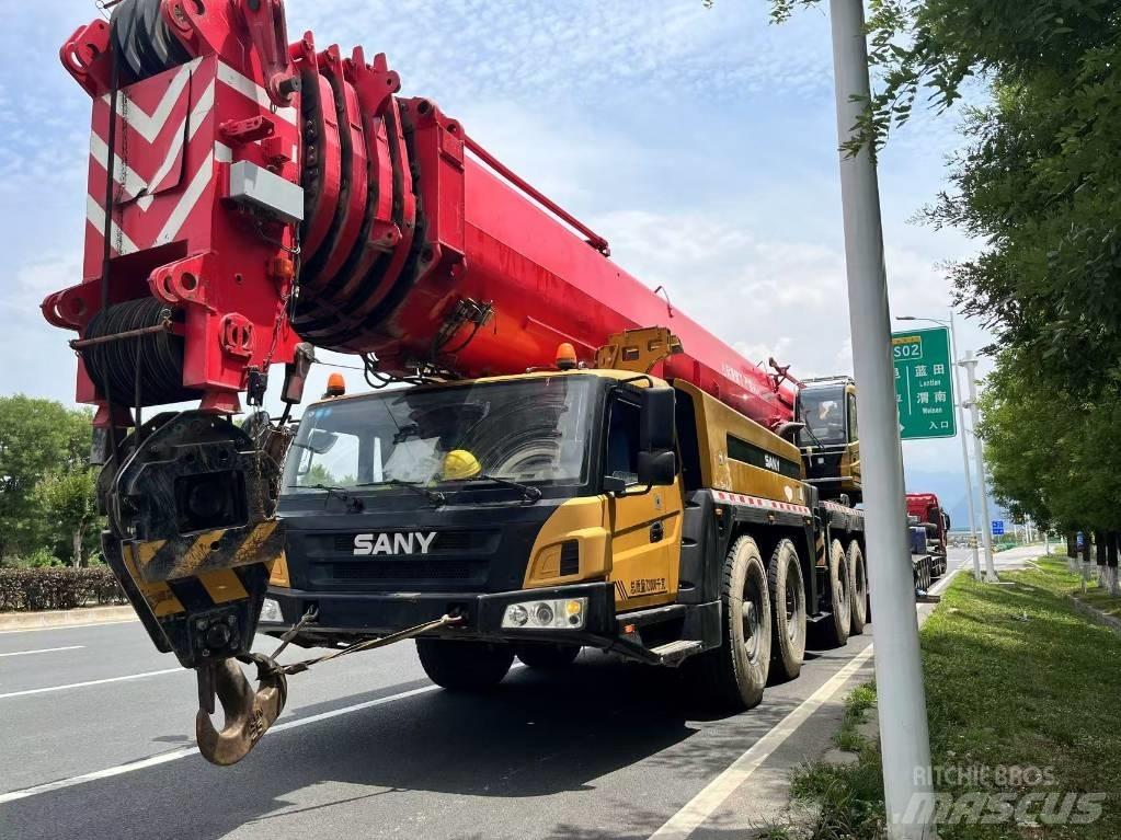 Sany SAC3500T Univerzální terénní jeřáby