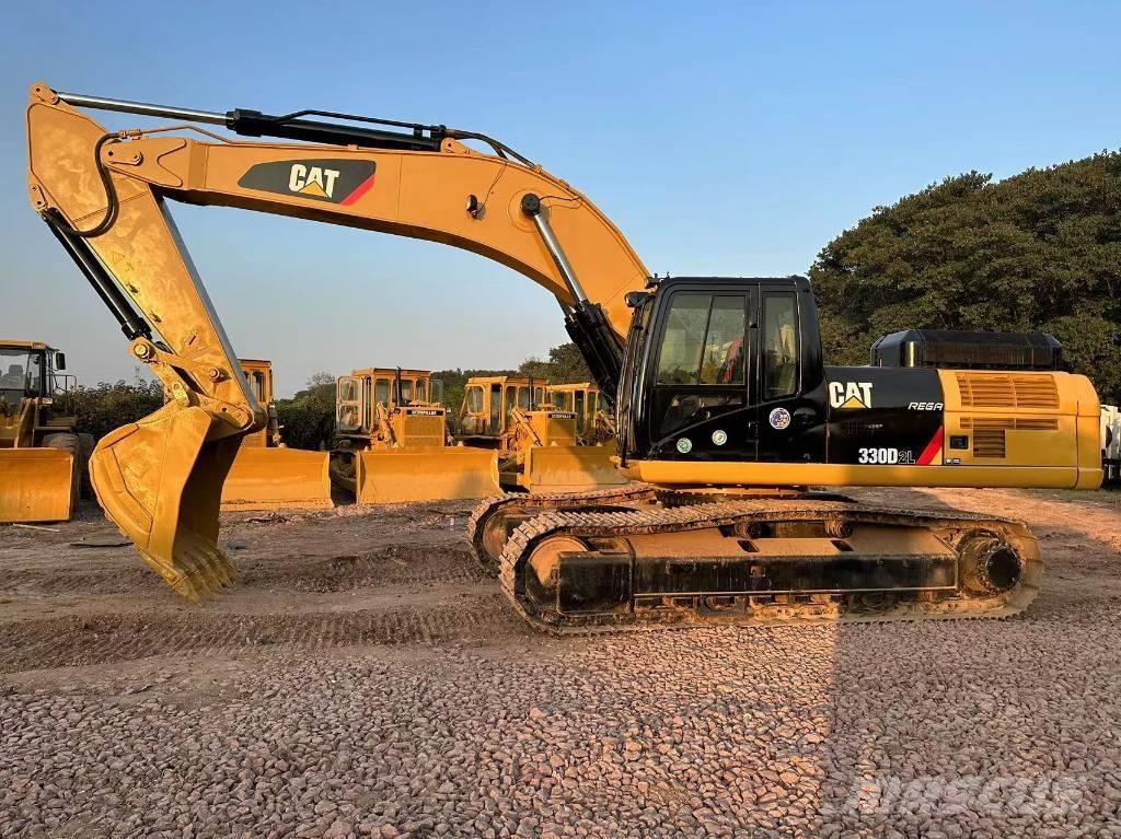 CAT 330 D L Pásová rýpadla
