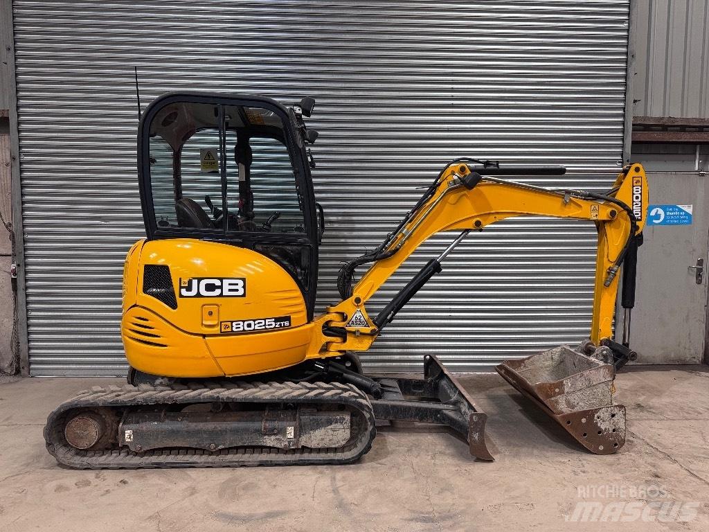 JCB 8025 ZTS Mini rýpadla < 7t