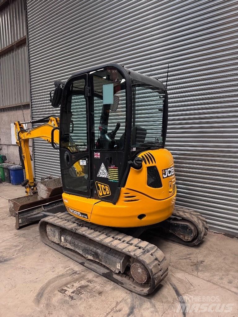 JCB 8025 ZTS Mini rýpadla < 7t