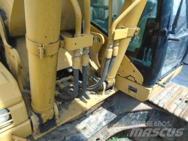 CAT 330 D L Pásová rýpadla