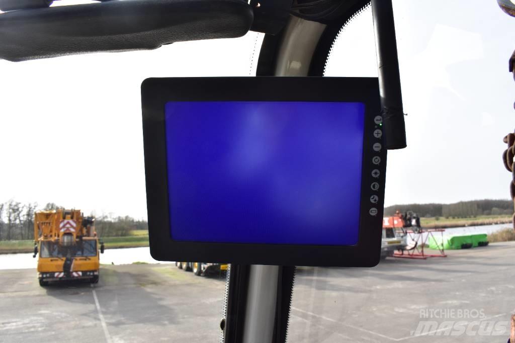 Liebherr LR1100 Pásové jeřáby