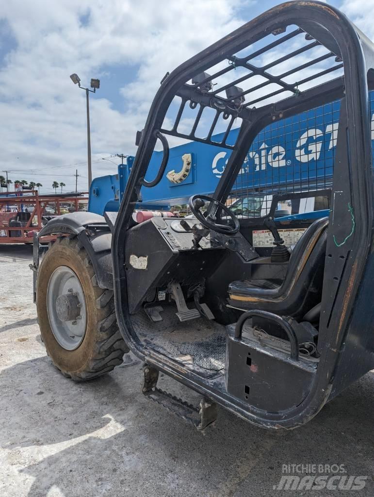 Genie GTH 844 Teleskopické manipulátory
