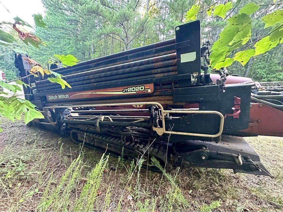 Ditch Witch JT2020 Horizontální vrtací zařízení