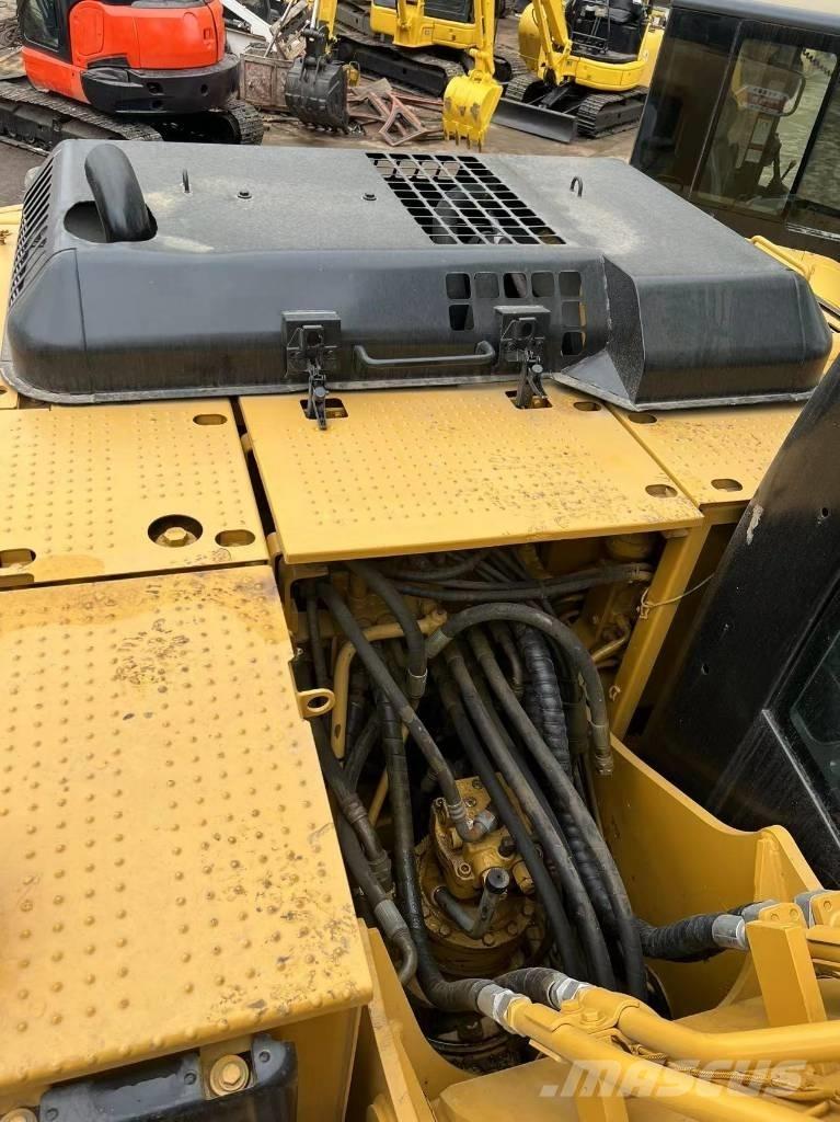 CAT 312 D L Pásová rýpadla
