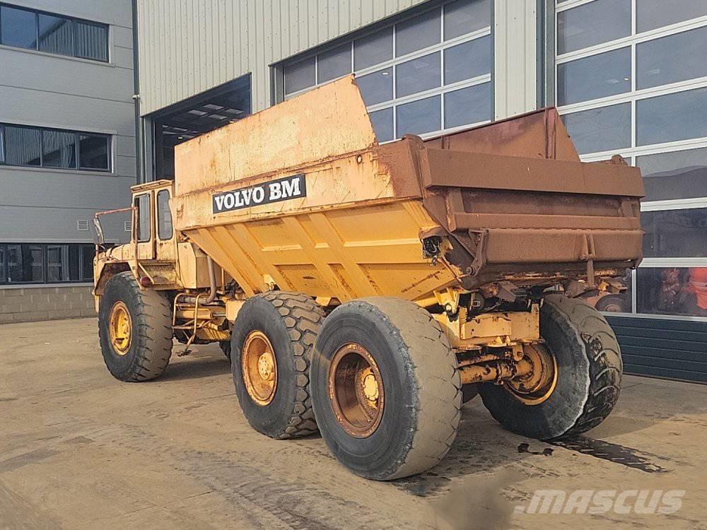 Volvo BM 861 Kloubové dempry