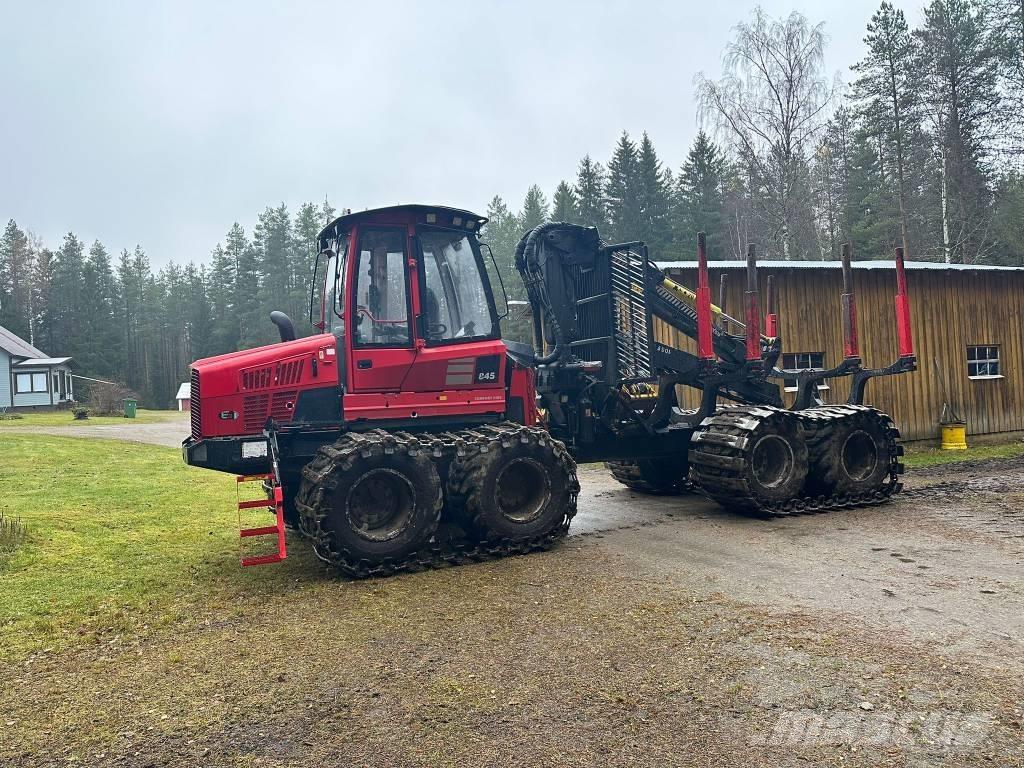 Komatsu 845 Vyvážecí traktory