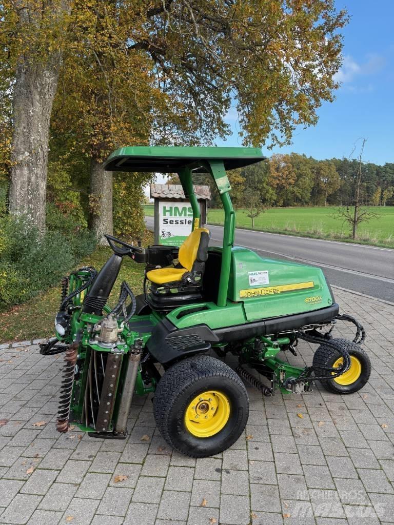 John Deere 8700 A Sekačky fervejí