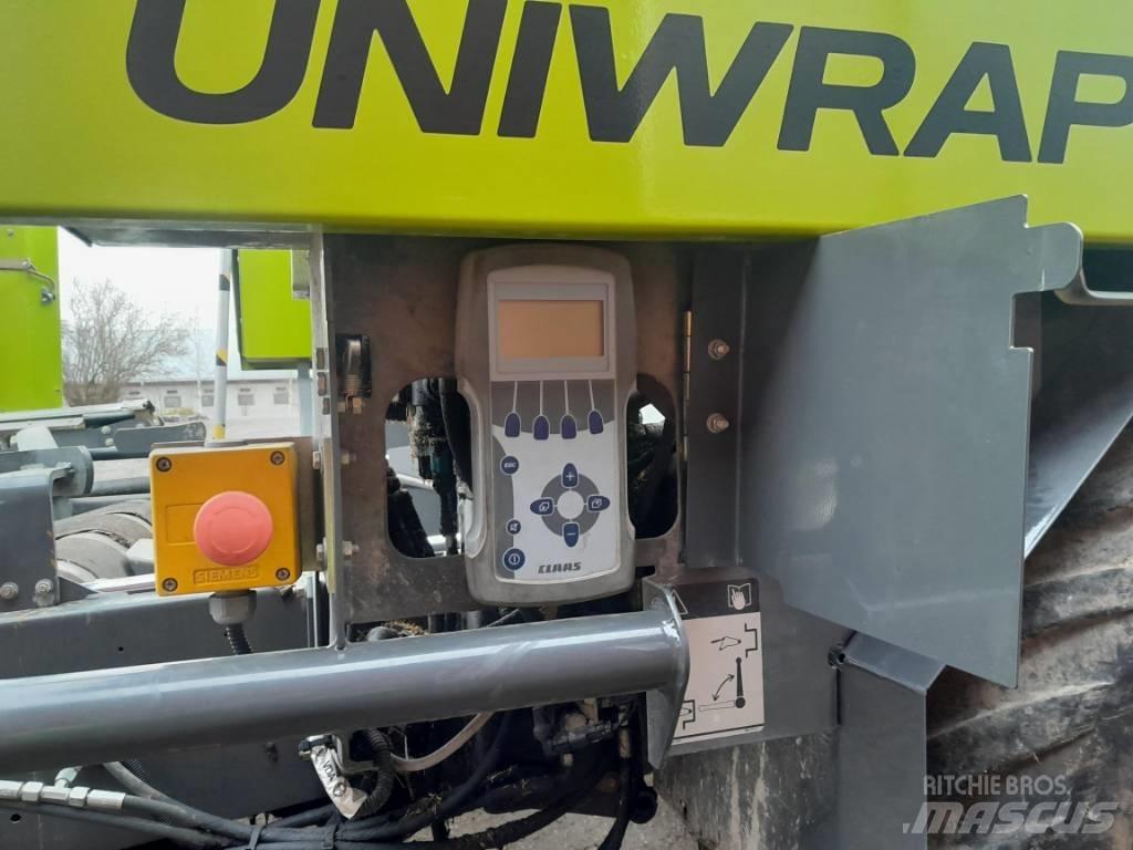 CLAAS 375 Uniwrap Lis na válcové balíky