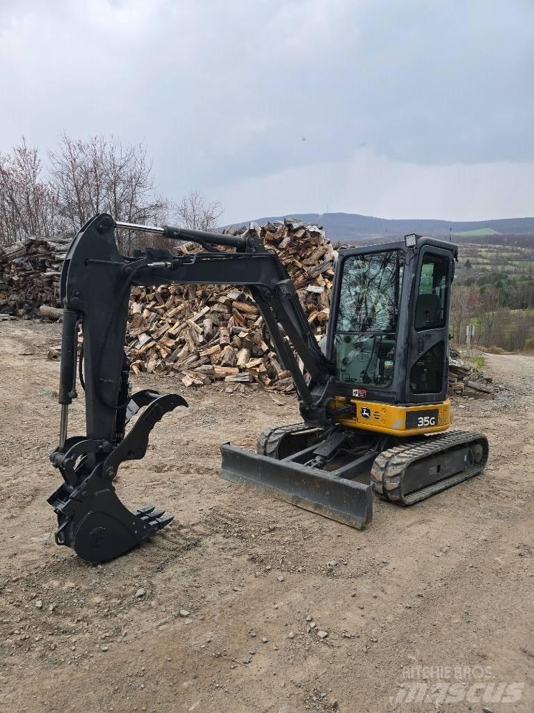DEERE 35G Mini rýpadla < 7t