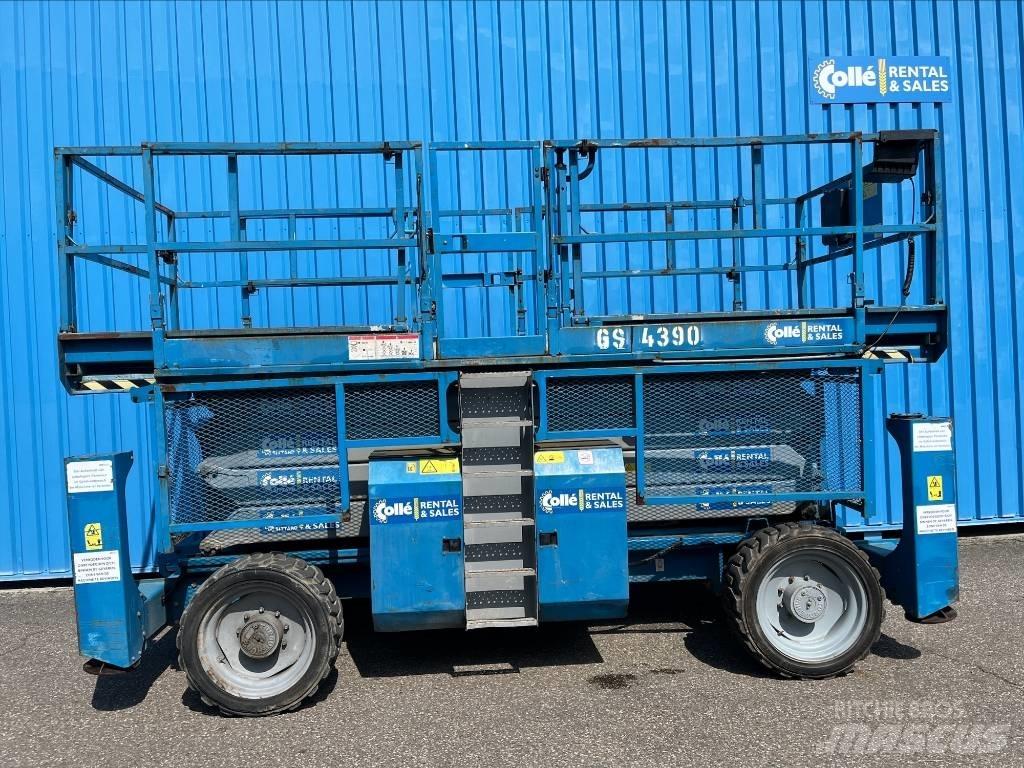Genie GS 4390 RT Nůžková zvedací plošina