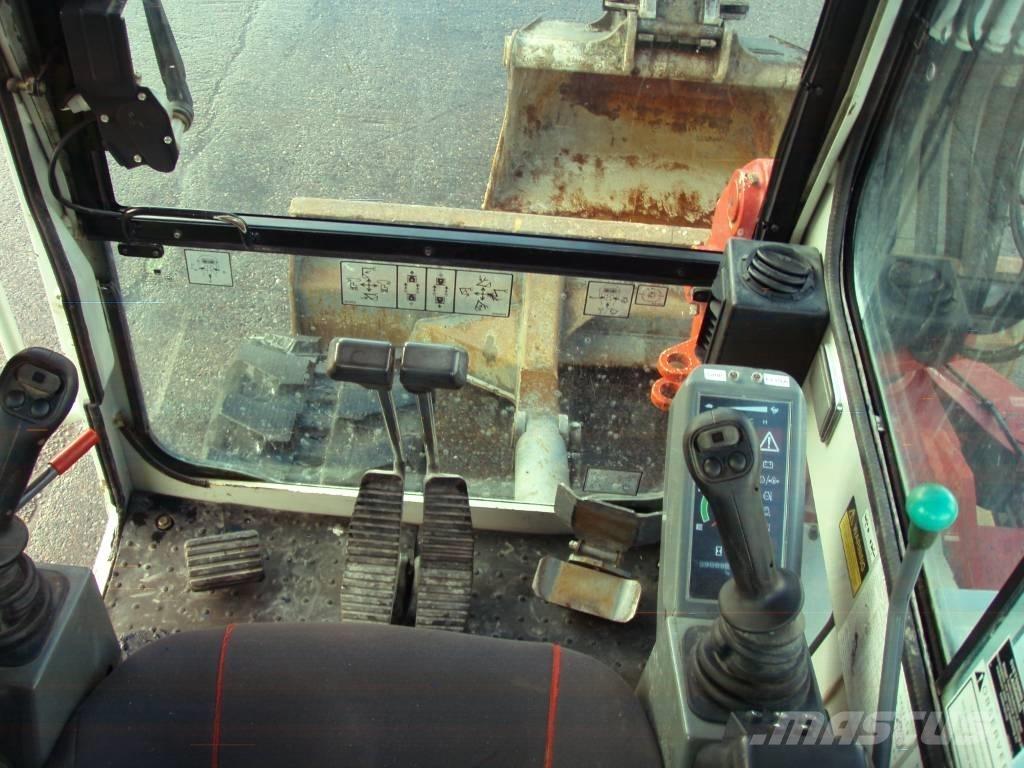 Takeuchi TB 175 Midi rýpadla 7t - 12t