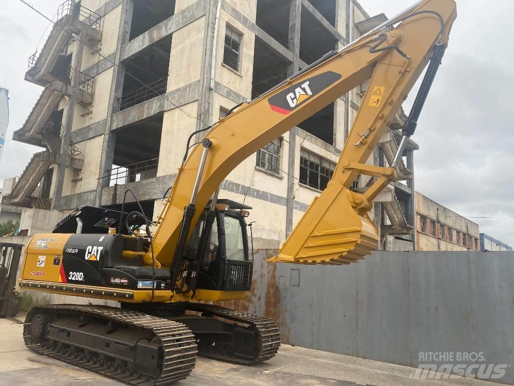 CAT 320 D Pásová rýpadla