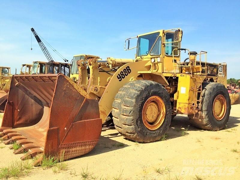 CAT 988 B Kolové nakladače