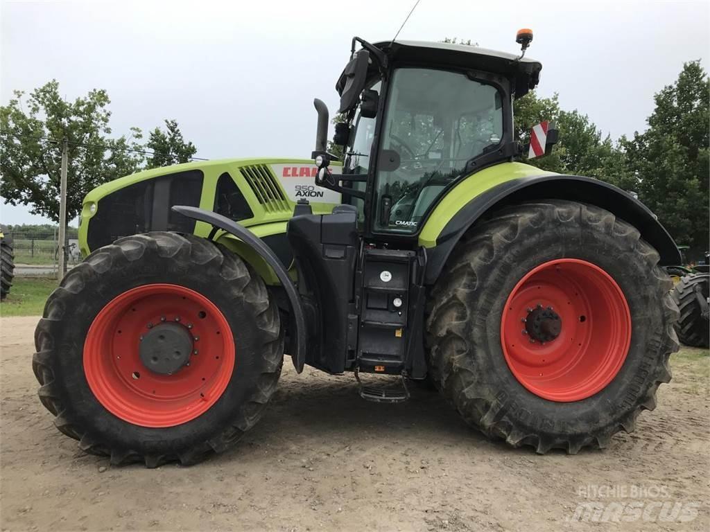 CLAAS Axion 950 Traktory