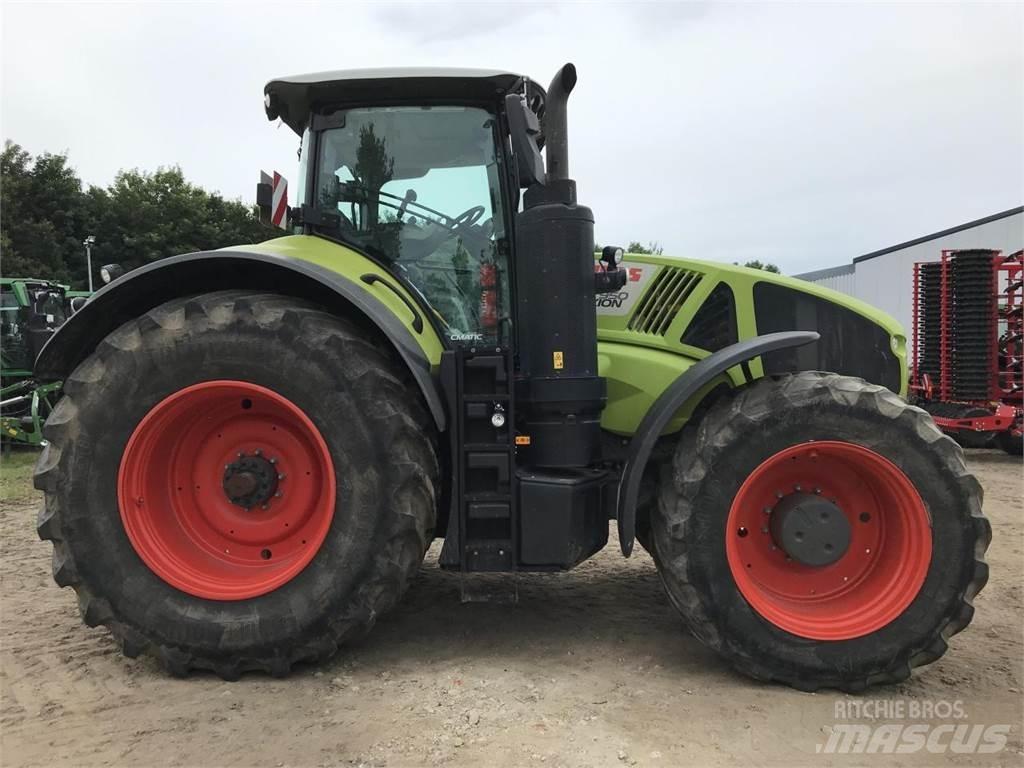 CLAAS Axion 950 Traktory